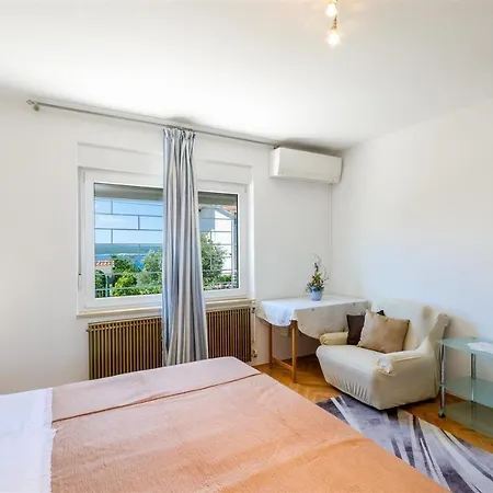 Apartment Uzelac